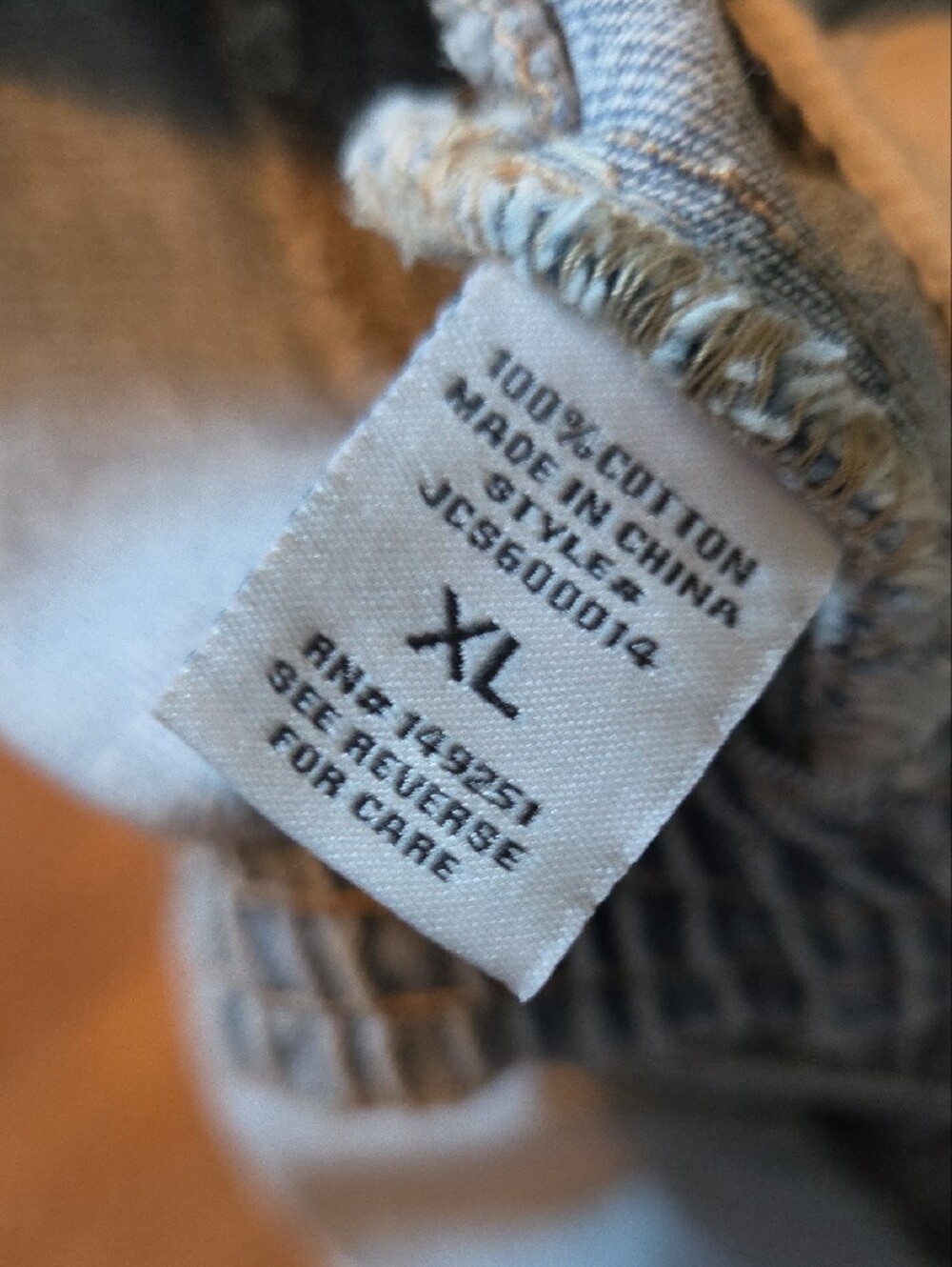 Light Blue Cropped Denim Jacket - Picture 4 of 4